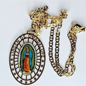 FLat Marine Link Chain w/Guadalupe pndt